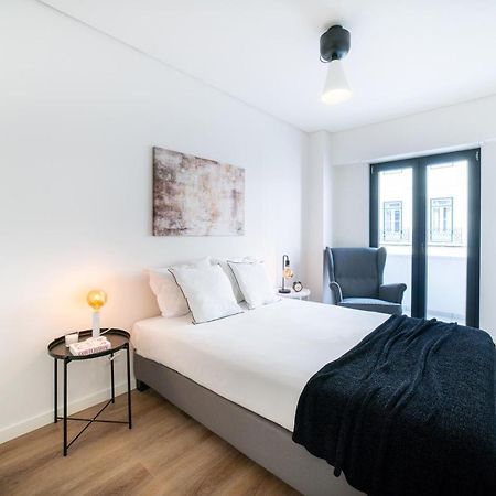 Lusiadas 53 2ºd - Beautiful Two-Bedroom Apartment Lisboa Exterior foto
